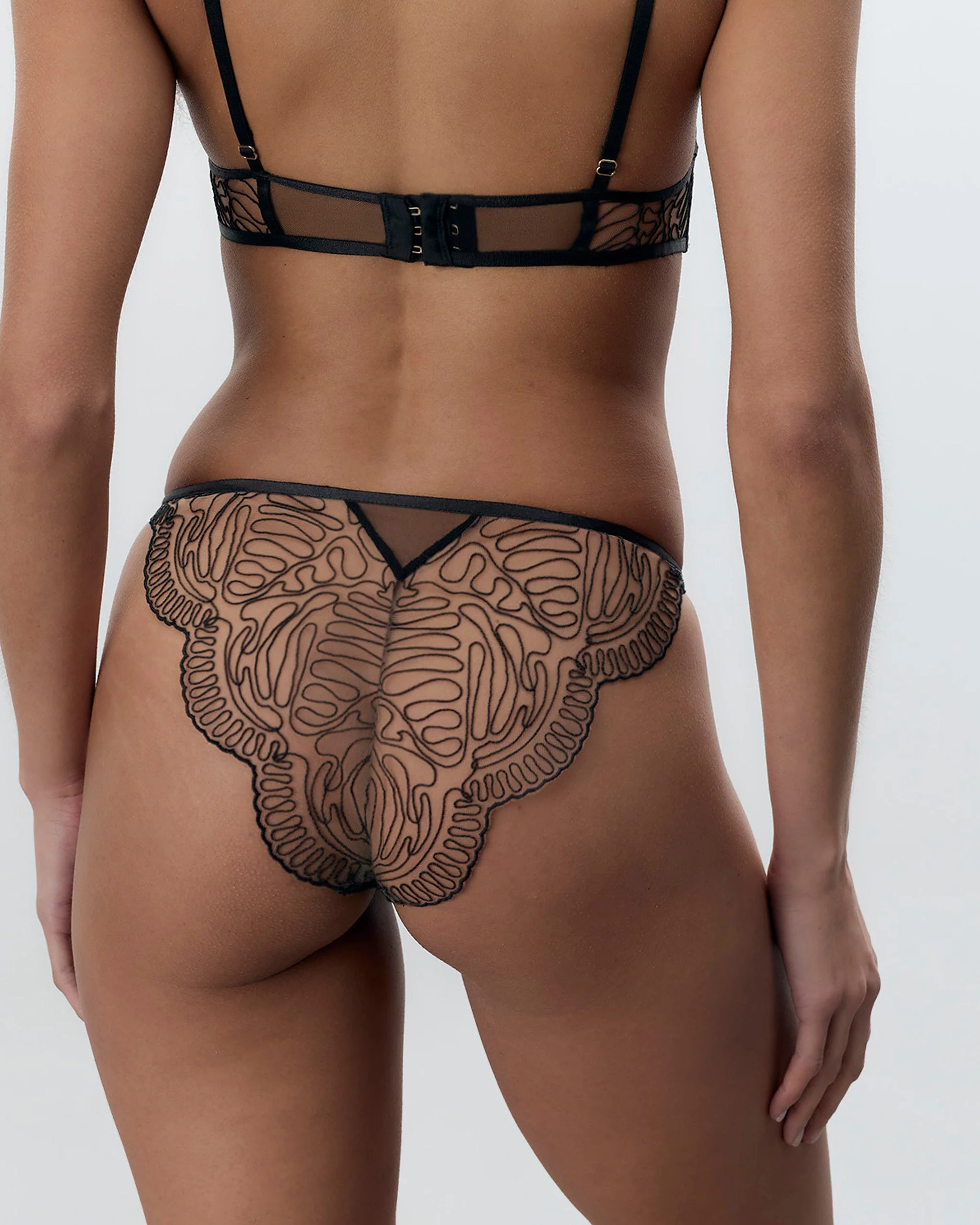 Neu Dessous